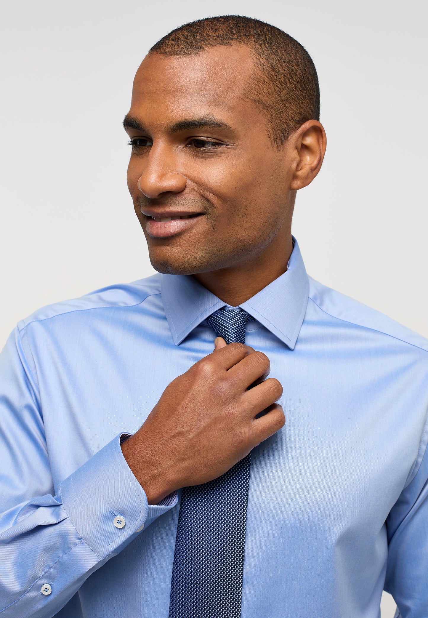 ETERNA LANGARM HEMD LUXURY SHIRT MODERN FIT BLAU MIT PATCHUNG