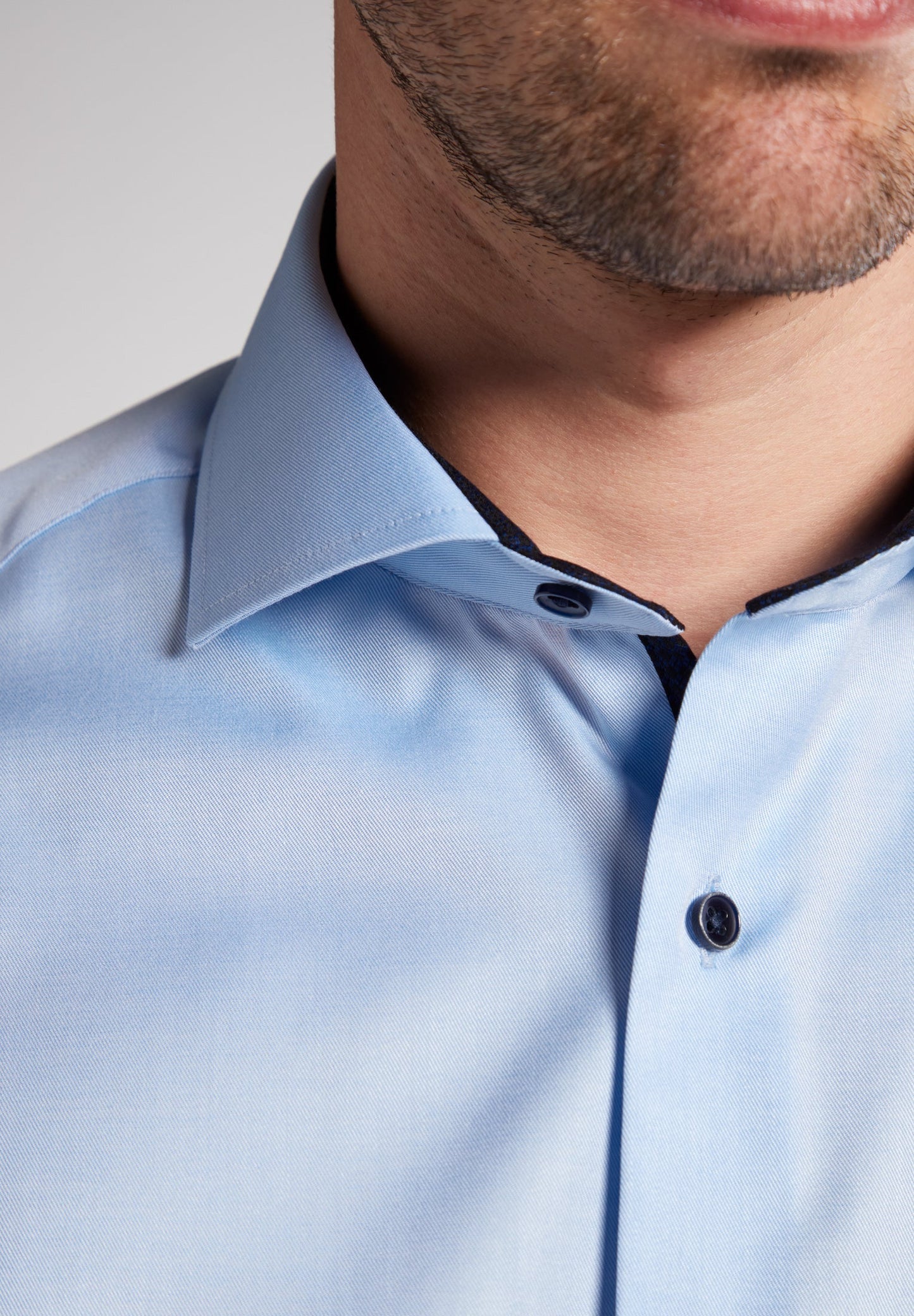 ETERNA LANGARM HEMD COMFORT FIT COVER SHIRT TWILL HELLBLAU MIT PATCHUNG