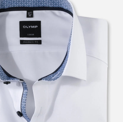 OLYMP LUXOR MODERN FIT UNI LANGARM HEMD WEISS MIT PATCHUNG