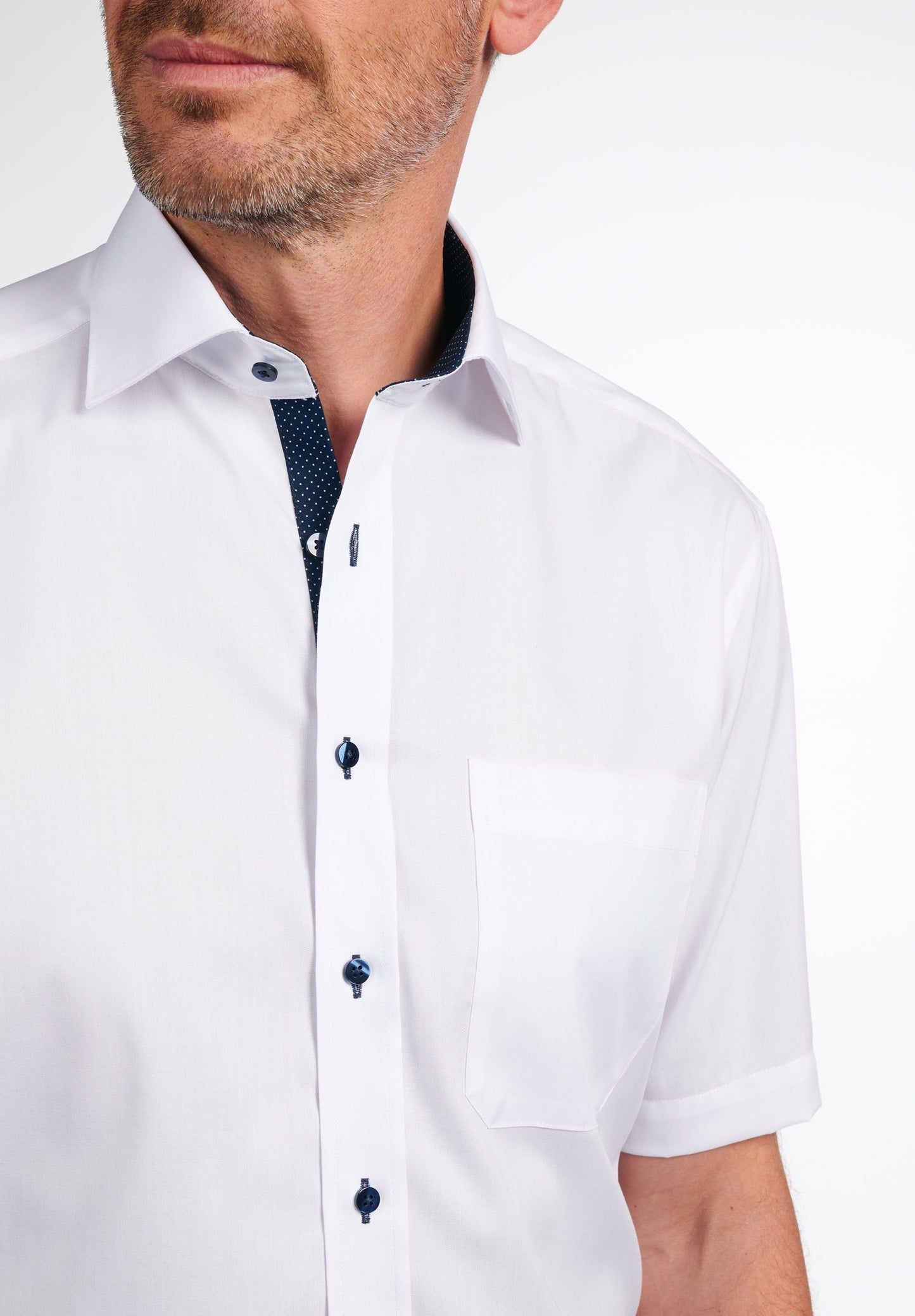 ETERNA KURZARM HEMD COMFORT FIT UNI POPELINE WEISS MIT PATCHUNG