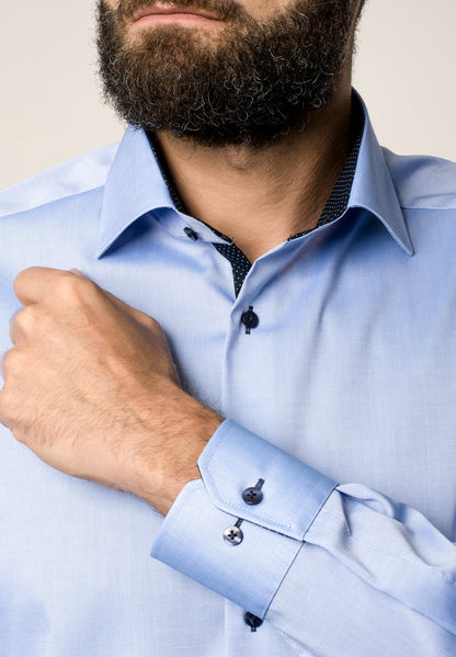 ETERNA LANGARM HEMD MODERN FIT FEIN OXFORD HELLBLAU MIT PATCHUNG